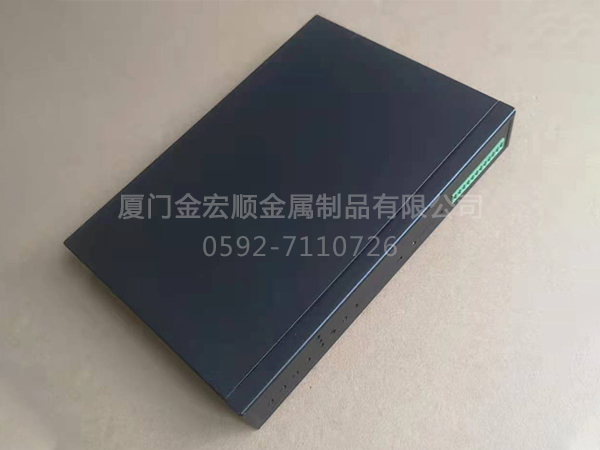 工業(yè)路由器機殼16